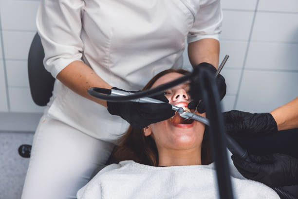 Best Emergency Tooth Extraction in White Center, WA
